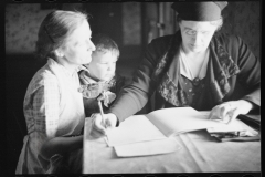 1277_Accountant  possibly inspecting the books . Unknown client