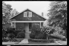 1332_Smart suburban bungalow,  Washington D.C.