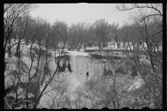 01521_Tourist camp in winter, Minneapolis, Minnesota