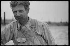 01555_Farmer at  Irwinville farms , Georgia