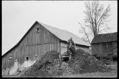 1839_Barn or Byre ; farmer tipping manure onto heap, location unknown