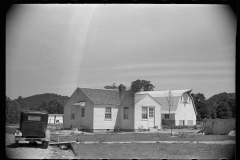 1985_New build bungalow dwelling with large newly build barn ,