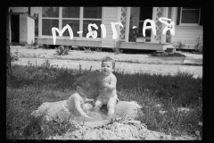 2265_ Homesteaders 'children. Penderlea Homesteads, North Carolina