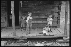 2493_ Part of a family of ten to be resettled on Ross-Hocking Land Project near Chillicothe, Ohio