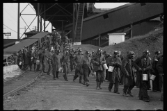 2731_Miners changing shift, Birmingham, Alabama