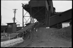 2734_Coming out of the mine, Birmingham, Alabama