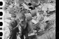 3143_Children at city dump, Ambridge, Pennsylvania