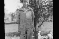 3452_Daughter of farmer at sorghum mill, Lancaster County, Nebraska