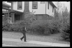 3486_Man possibly,asking  for a handout, Omaha, Nebraska