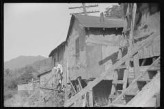 3618_Shacks by the river  between Charleston and Gauley Bridge