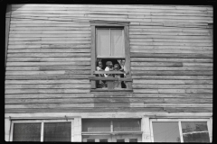 3693_Black-American family's home , Charleston, West Virginia