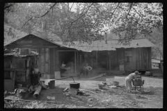 3865_Home of old   mine  foreman   Charleston, West Virginia