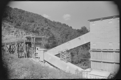 3899_Rock crusher at quarry. Tygart Valley, West Virginia