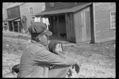 4097_Probably miner father with young daughter