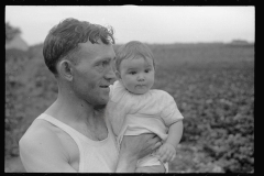 4146_ Father and daughter at Tygart Valley Homesteads