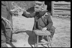 0153_ Basket weaving , Shenandoah National Park, Nicholson Hollow