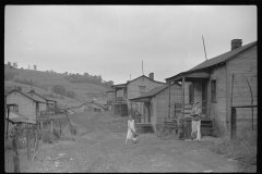 3561_Lowgrade company hosing , Chaplin, West Virginia