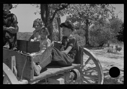 0030_Tenant farmer and children