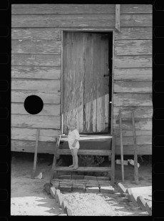 0073_Small child at Wolf Creek Farm