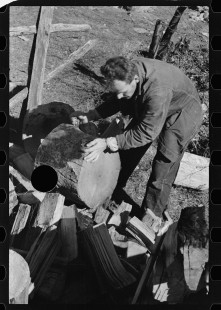 0119_Chopping wood for the schoolteacher, Shenandoah