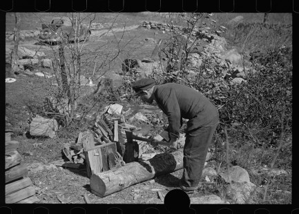 0126_Chopping wood for the schoolteacher, Shenandoah
