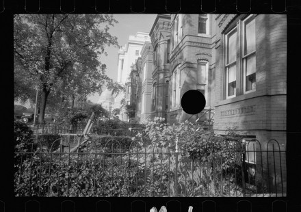 0332_Houses close to Capitol, Washington, D.C.