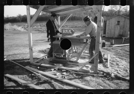 0343_ Building a hut, land clearage, Prince George's County