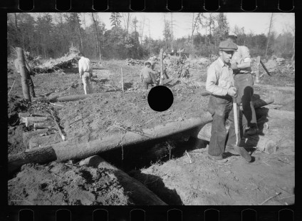 0347_Transient worker clearing land, Prince George's County