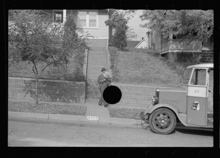 0492_ Delivery vehicle, affluent suburb, Omaha , Nebraska