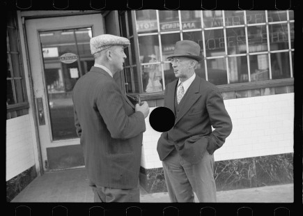 0512_Possibly Lower Douglas Street, Omaha