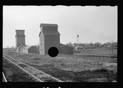 0519_Track-side grain silos, , Grand Island , Nebraska