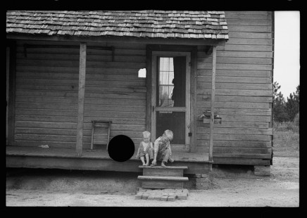 0586_Sharecroppers children , possibly Irwin County , Georgia