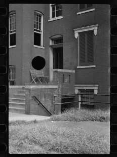 0662_Front of Rooming House , Washington ,D.C.
