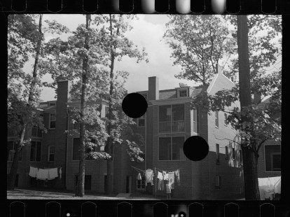 0696_Good quality sub-urban housing