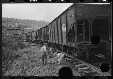 0719_By the tracks , Pursglove , West Virginia