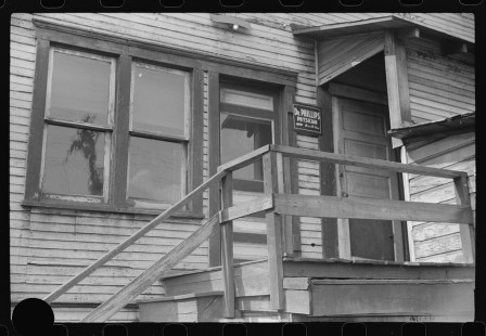 0725_Dr Phillips , Physician , Chaplin , West Virginia