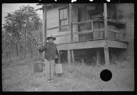 0756_Man with rudimentary yolk ,