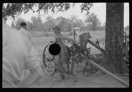 0807_Sharecropper's yard , Hale County , Alabama