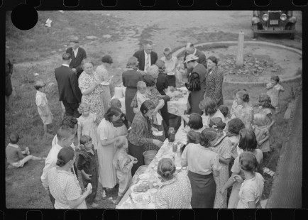 0840_Sunday school picnic, Jere, West Virginia