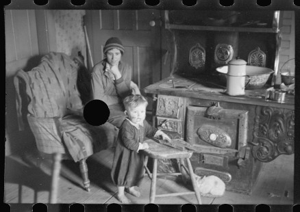 0851_Country Kitchen .