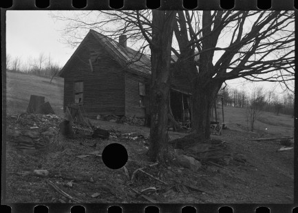 0866_Possibly abandoned dwelling unknown location