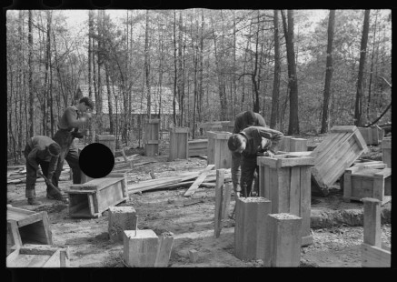 0884_Moulds for concrete foundations