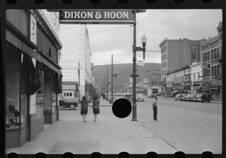 0952_Dixon and Hoon shoe shop , Ravalli County , Montana.