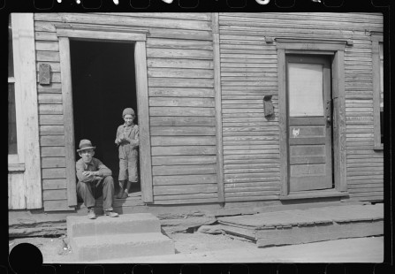 0997_Probably sub-standard Company Housing , Charleston