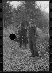 0138_ Man from Nicholson Hollow