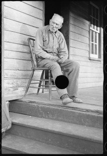 0226_Old settler whose property has been optioned by the Government