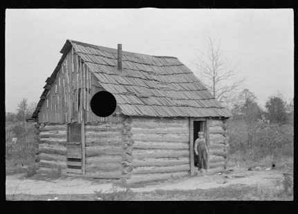 0421_Home of family of ten , Brown County